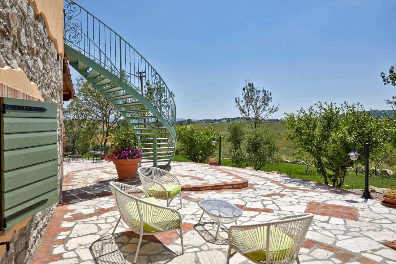 Agriturismo Montecrespini Saturnia Buitenkant foto